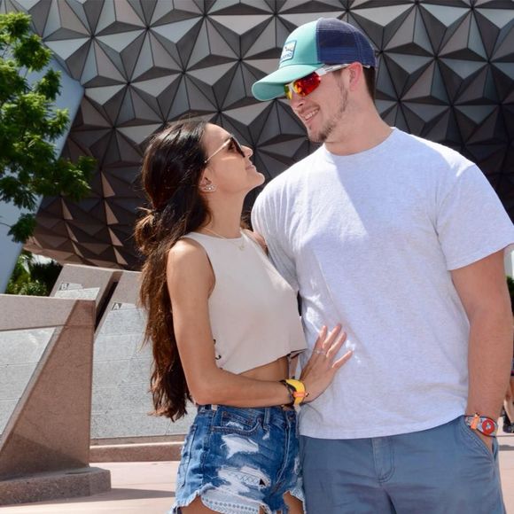 Meet your Posher, Jessica - Picture 1 of 1